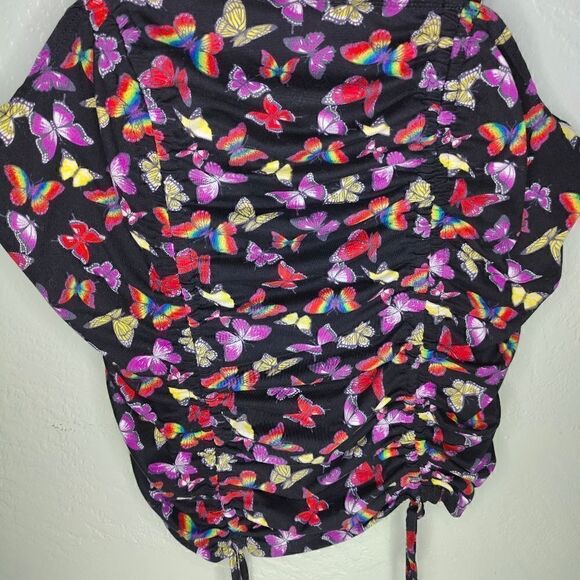 No Boundaries Y2K Ruched Butterfly Crop Top - Picture 4 of 7
